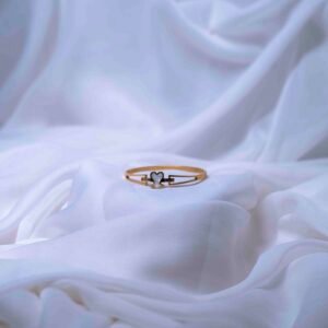 anti tarnish magnetic bangle