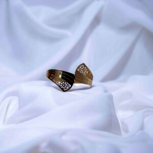 anti tarnish magnetic bangle